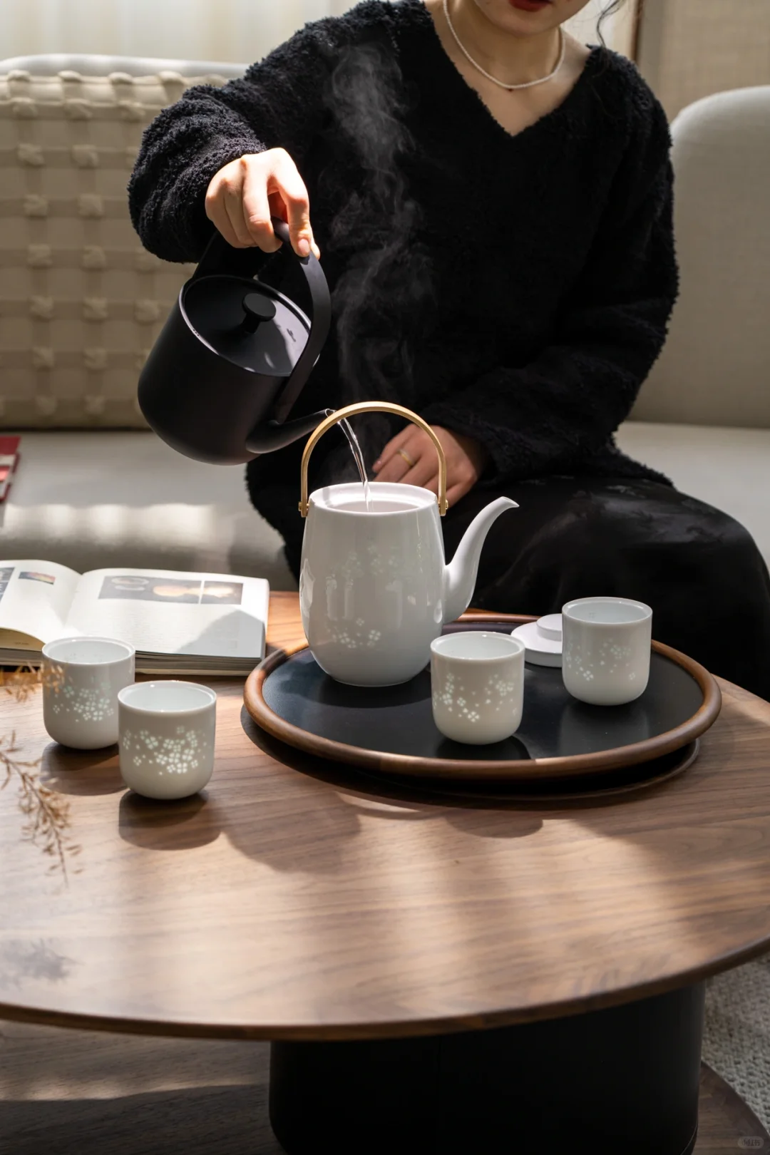 比玻璃还透光 ?