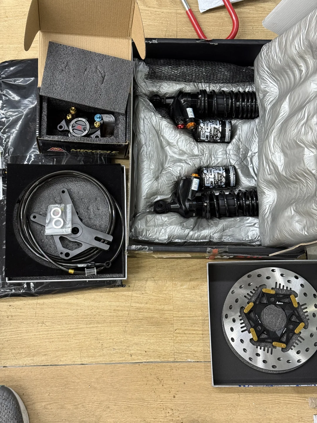 小牛nxt改后减震刹车