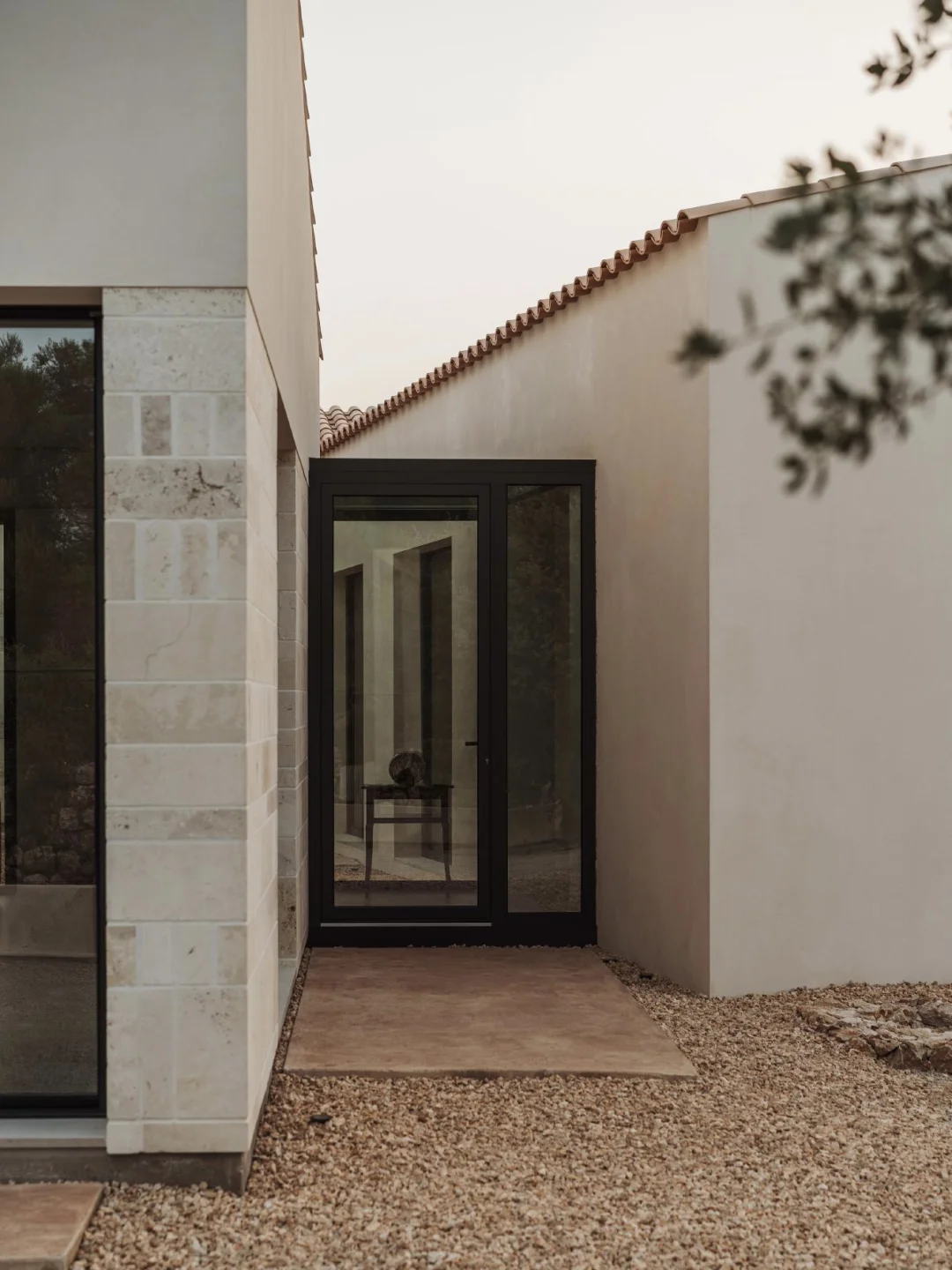 乡野美学|把建筑隐入泥土,与土地重修旧好