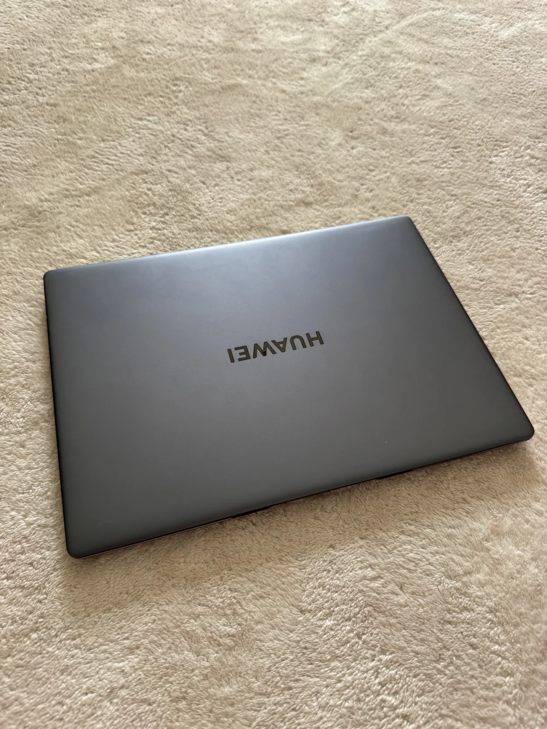 华为笔记本急出！价格直接腰斩～