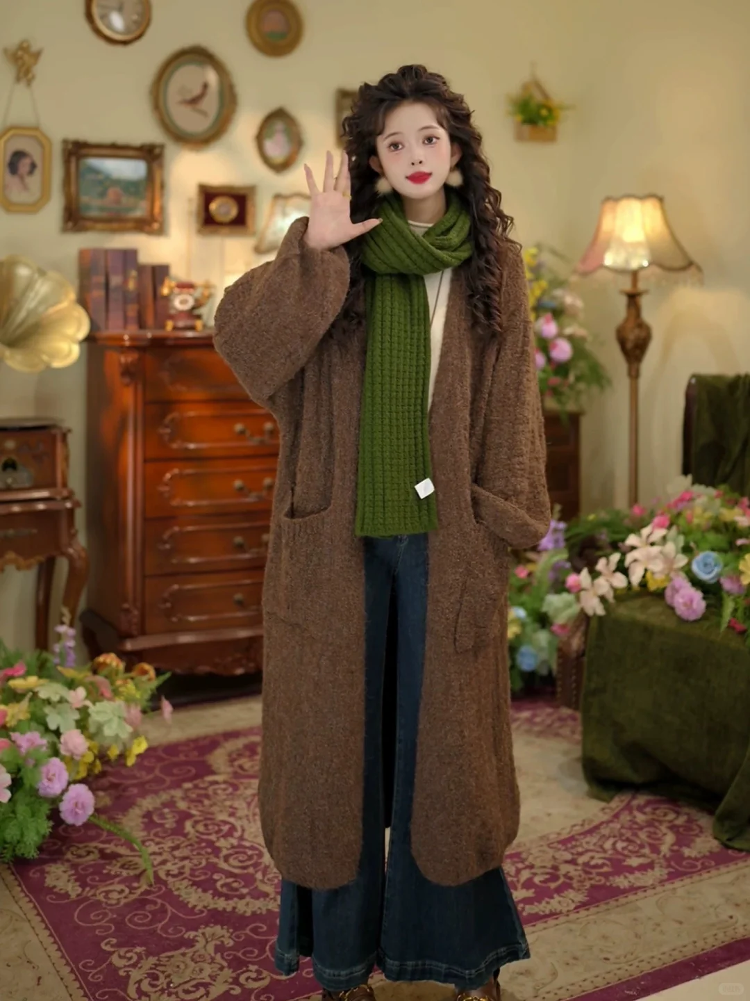 被 2025 秋装趋势的「裹缠美学」戳中