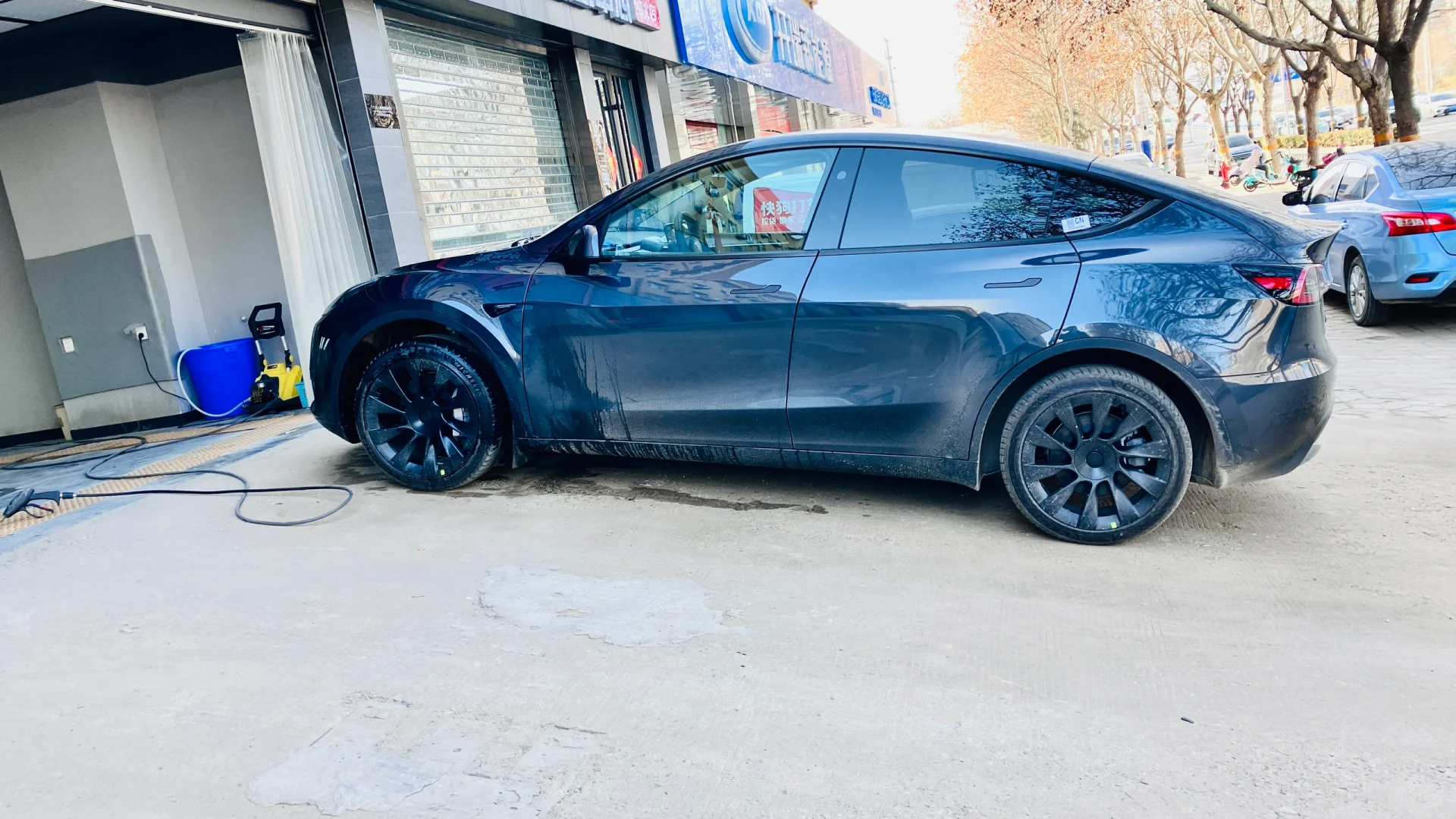 不愧是3M顶级膜，遇水变色！