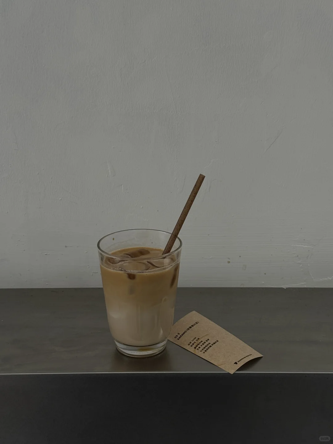 上海｜这家咖啡店的玻璃门太有设计感