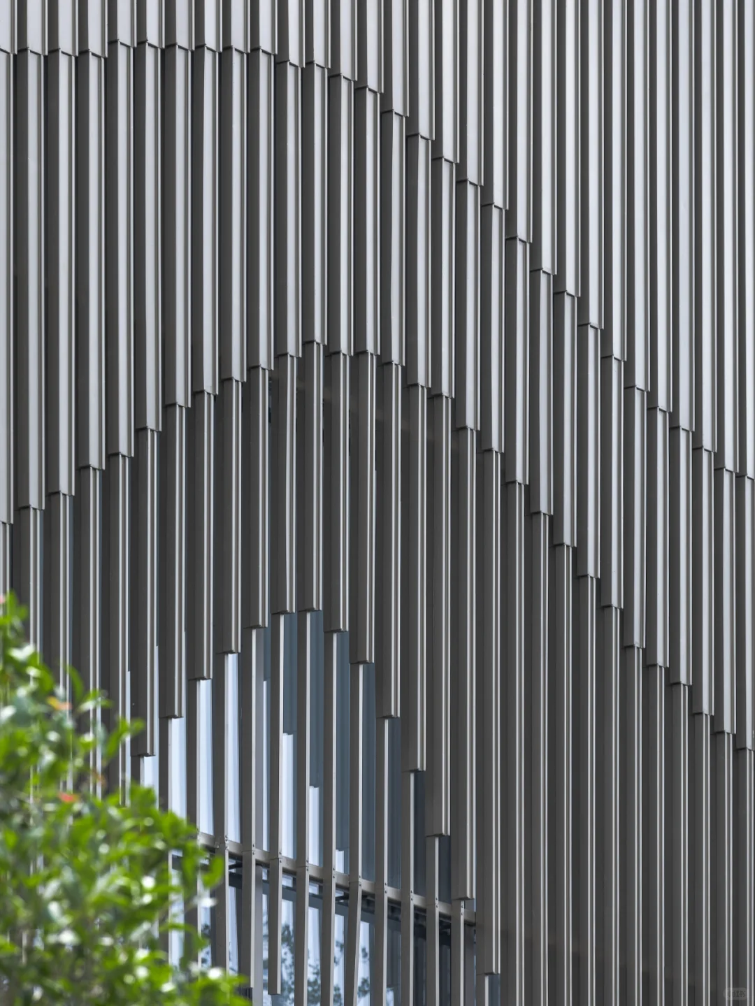 幕墙美学|售楼处建筑的细节之美