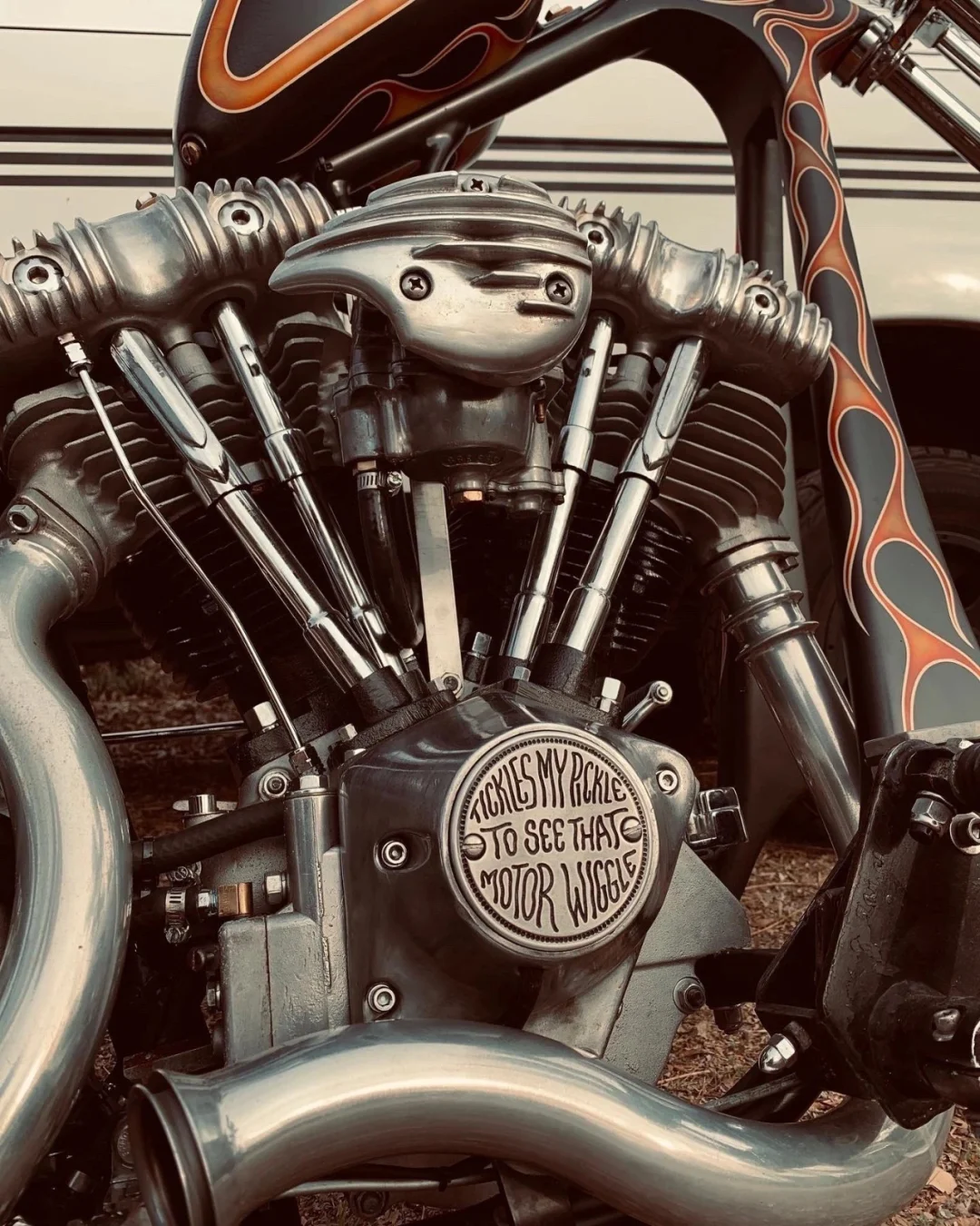 据说纯爷们都喜欢大马力发动机