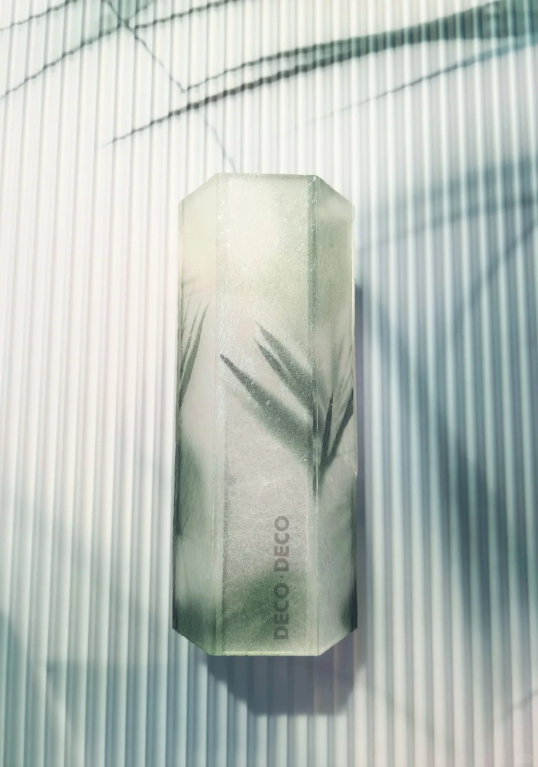 通透轻盈树脂玻璃打造出一眼惊艳的森林空间