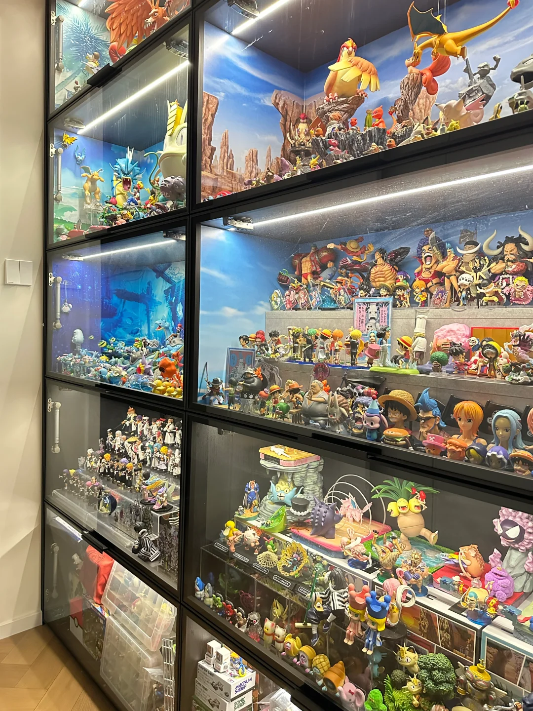 35岁独居男生的二次元痛柜❗️专属快乐❗️