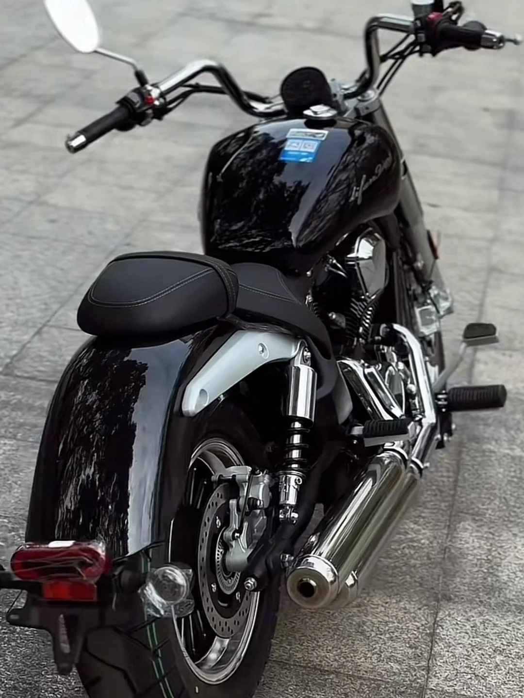 每天了解一台车：V 400 ?️