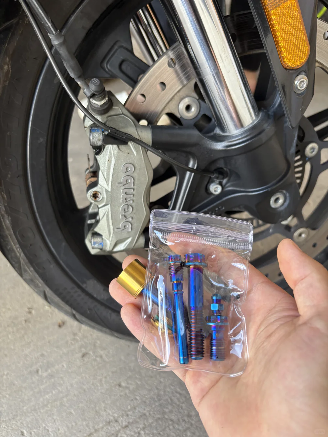 钛合金防盗螺丝