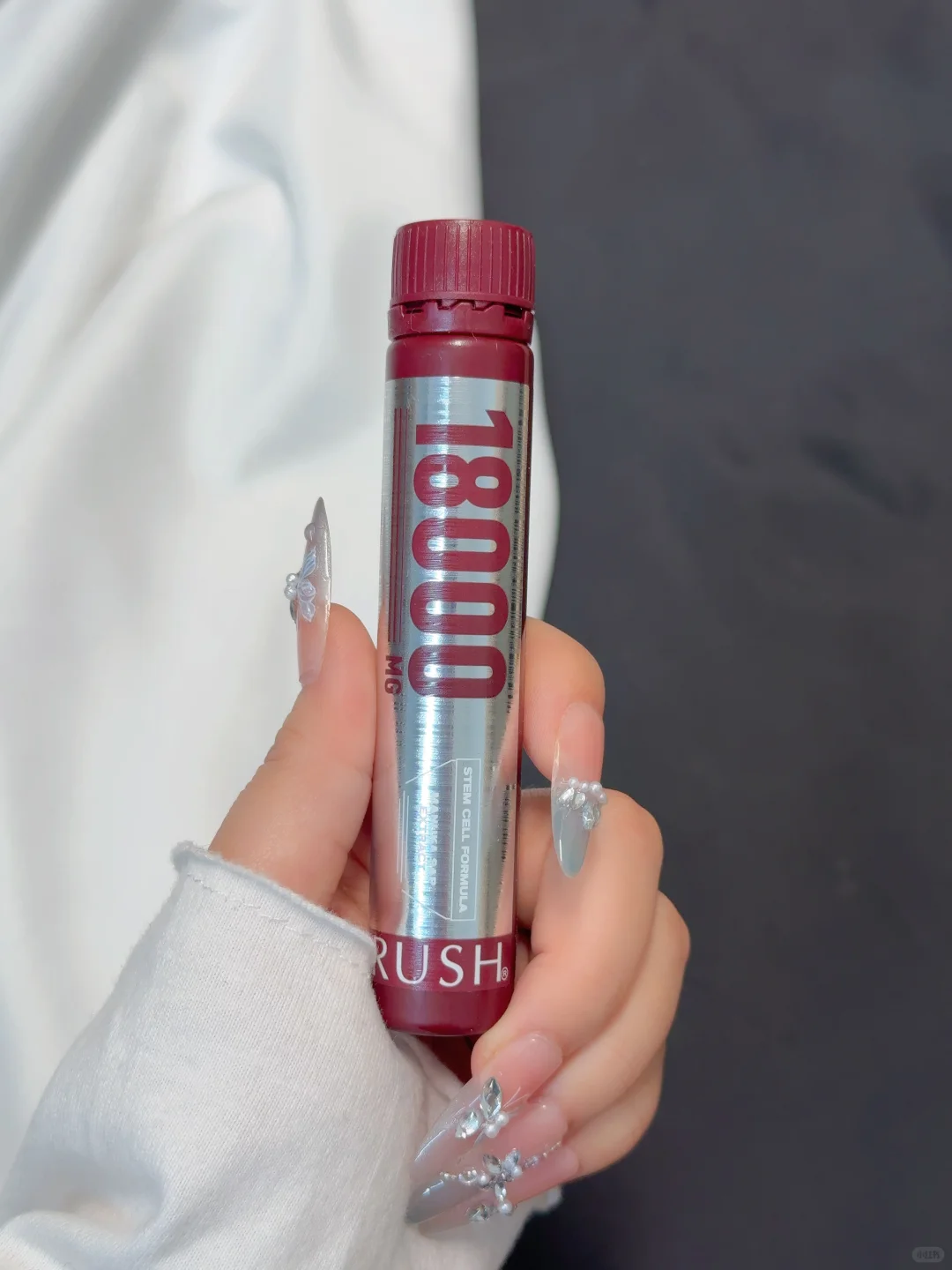 后悔没早喝精雕饮X，它让我扔掉无效保养品