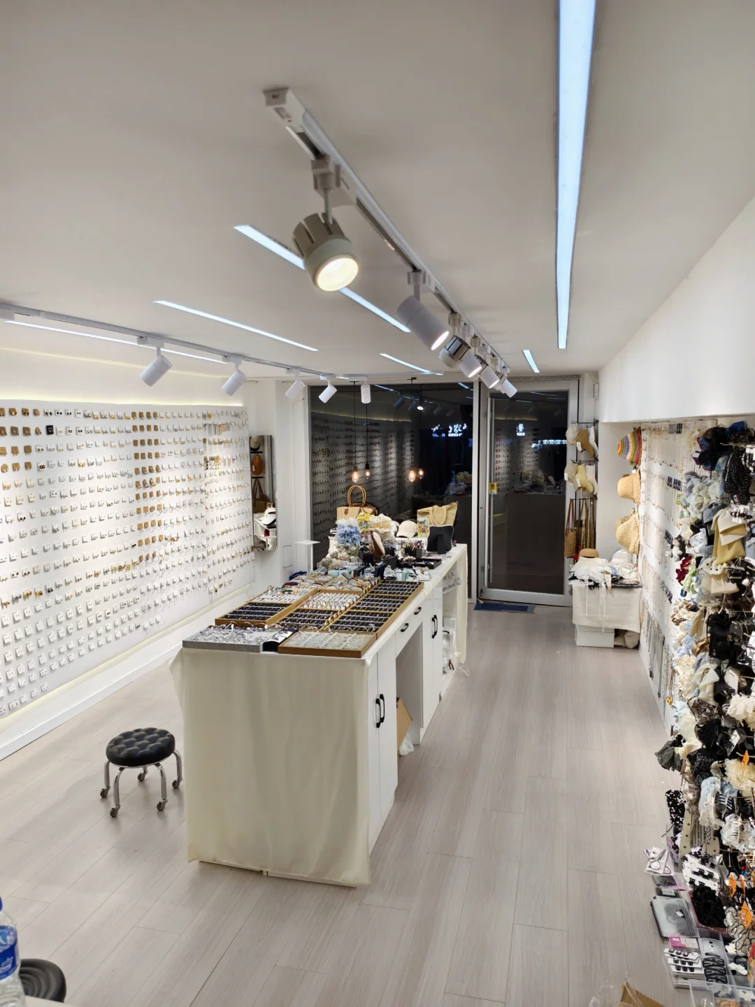 右滑看挂满效果?这真的是同一家店！？