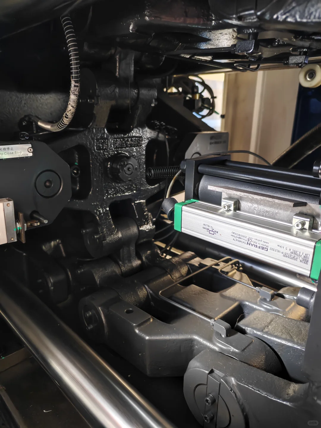 中小型厂闭眼入的生产神器！海天90吨2S伺服