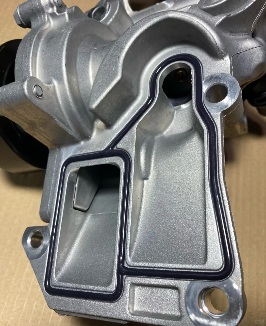 宝马B48原厂水泵