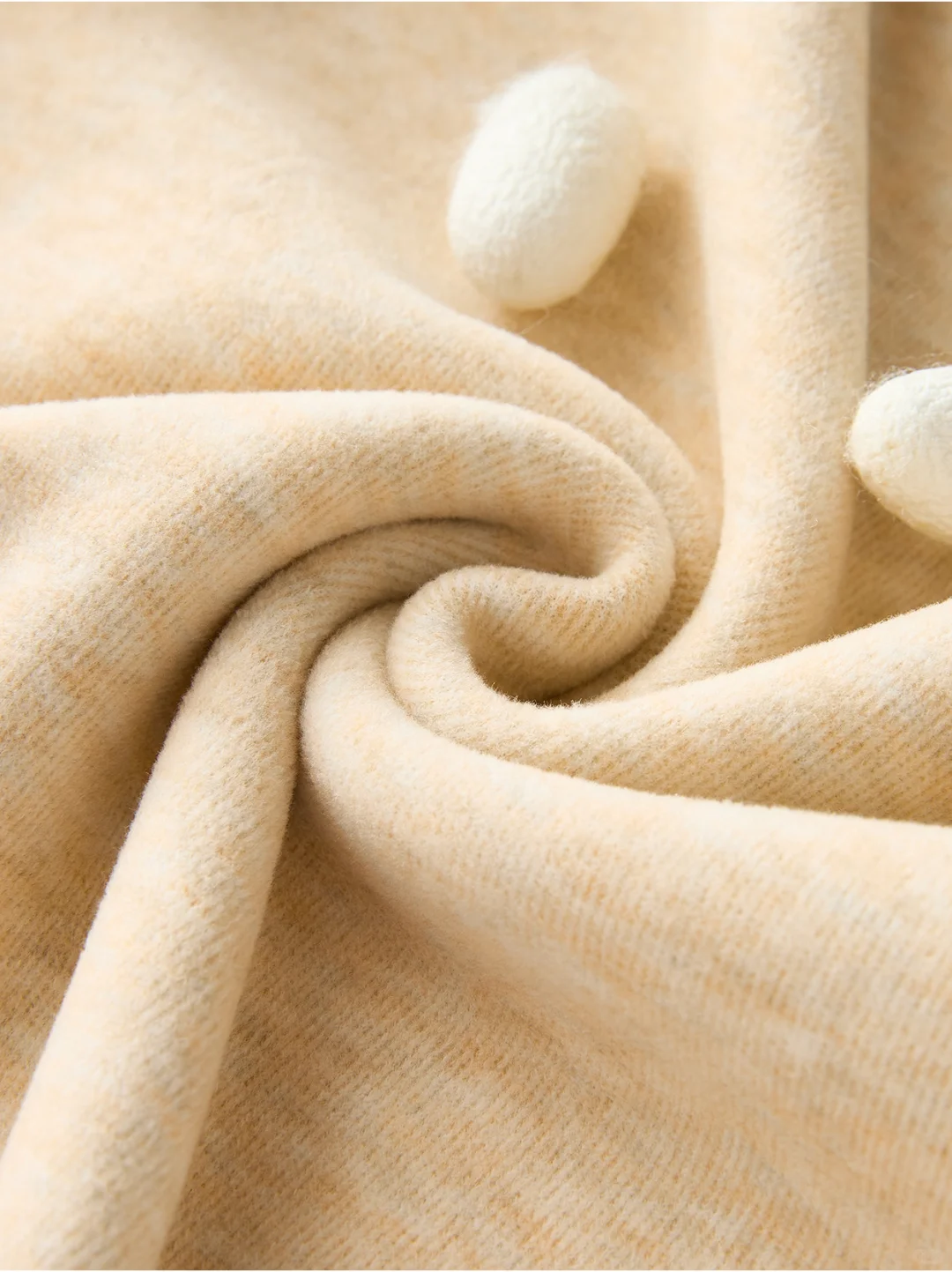 ?【服装面料静物拍摄｜让质感自己说话】