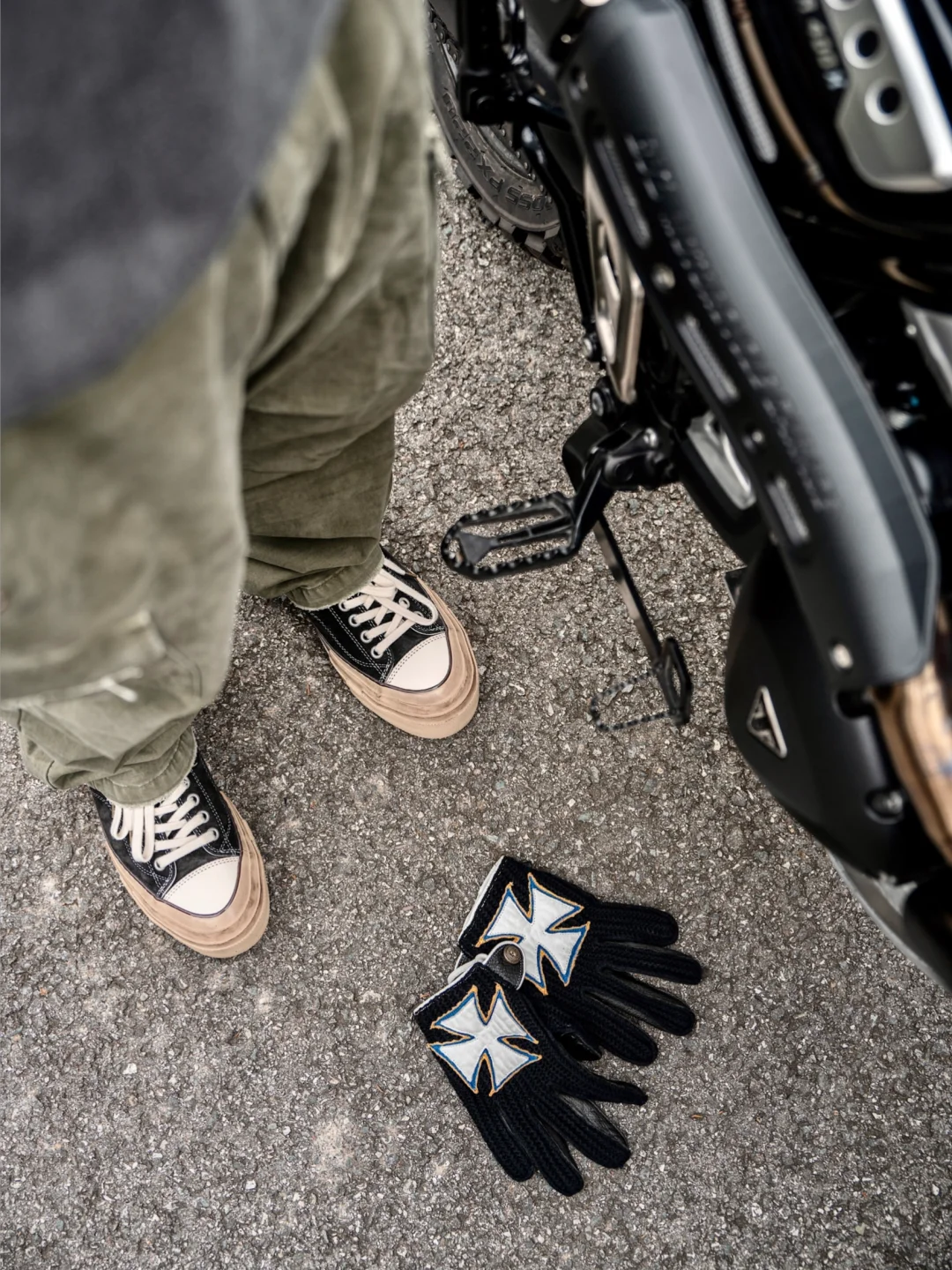 小短腿就要骑大摩托！