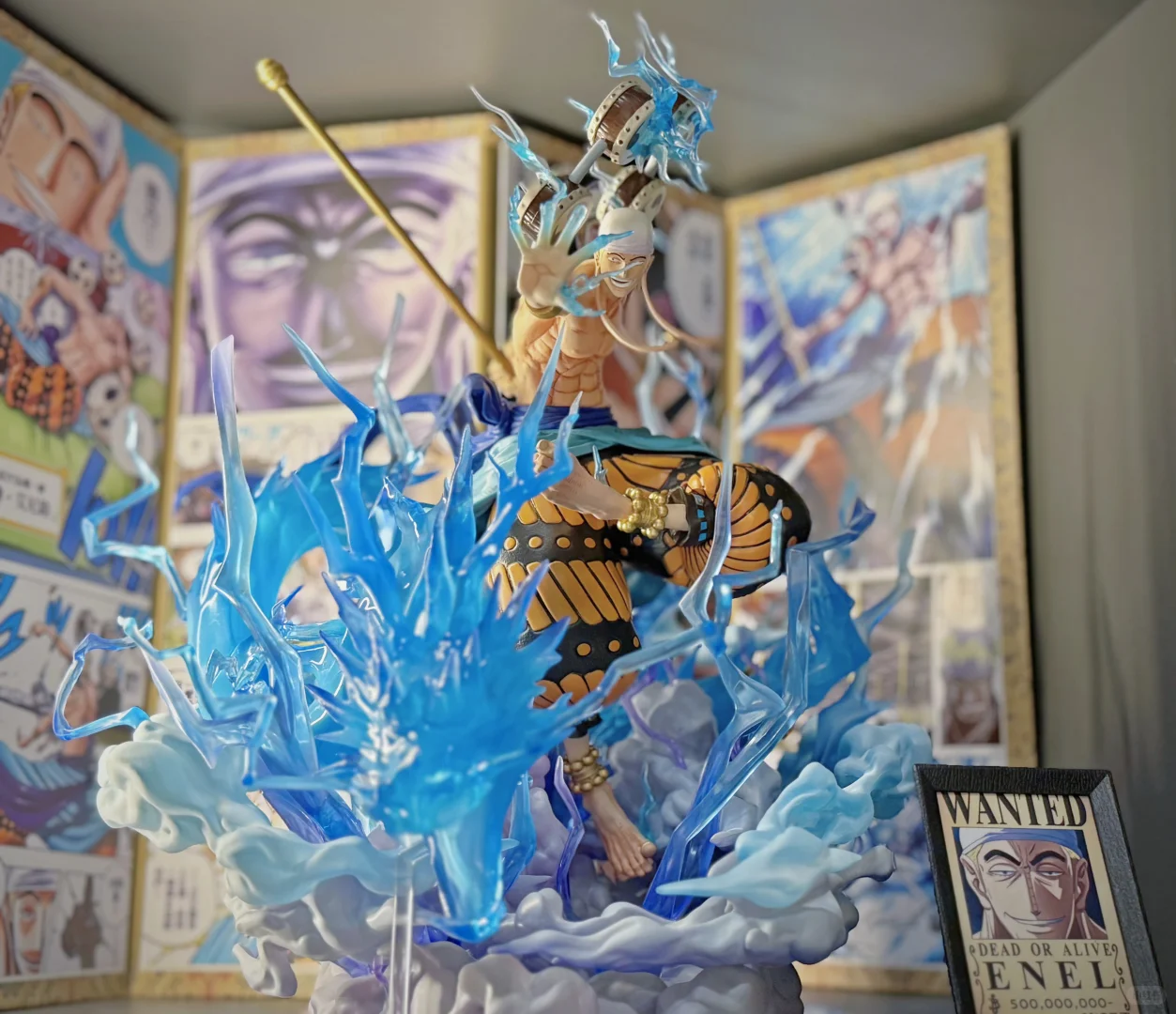 我的海贼王手办收藏（客厅柜）持续更新中……