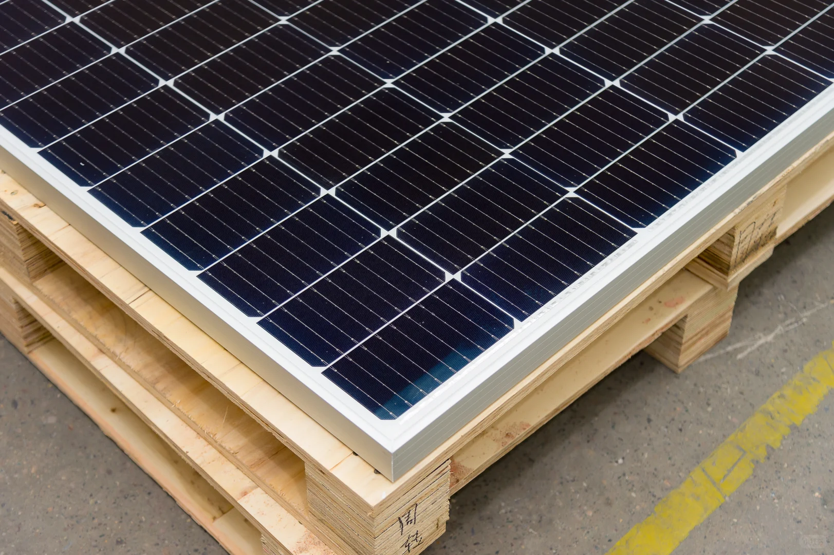 太阳能光伏组件工厂日记