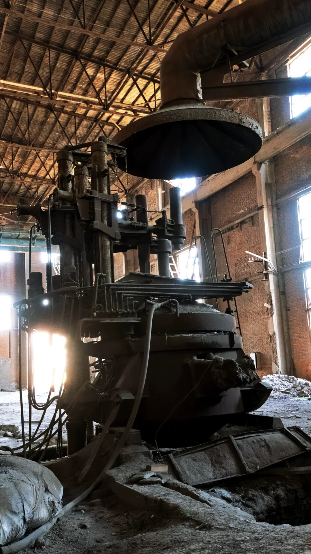 废弃工厂丨工业巨人的内部构造