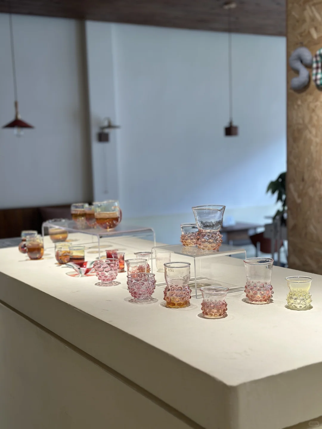 三宝村 Something glasses