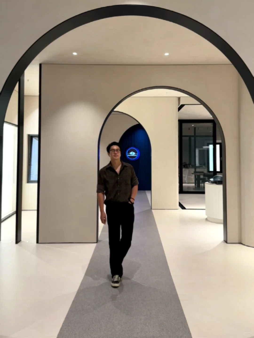 设计分享|从高奢家居品牌展厅“充电”灵感