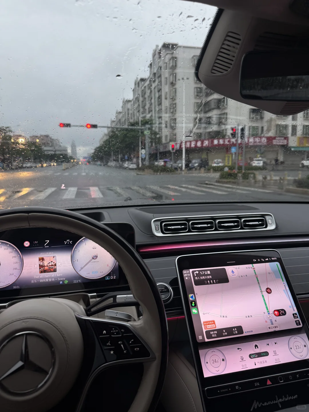 迈巴赫第一视角实况动图 喜欢拿去