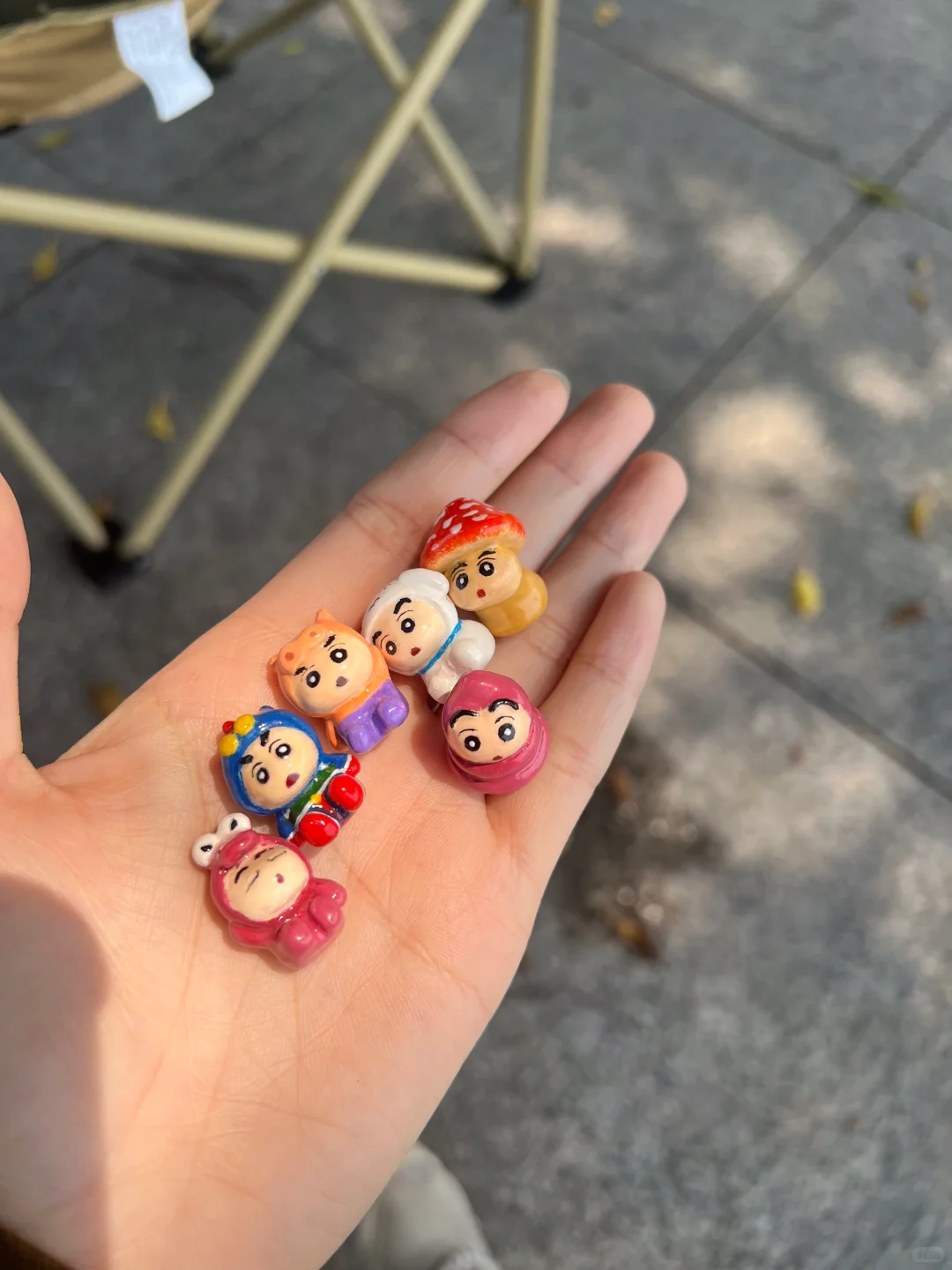 捏一把超迷你的小新