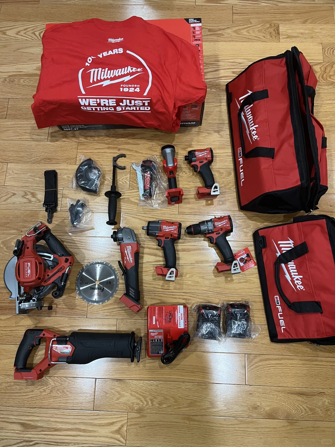 Milwaukee红魔套装