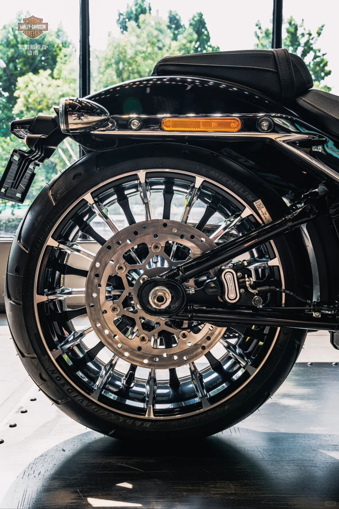 骑上哈雷突破者，世界都是你的?️