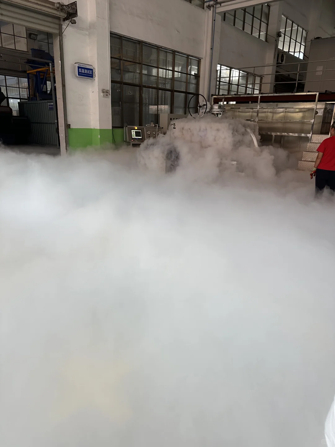 阀门外贸2个月，今天到天庭了 在低温试验