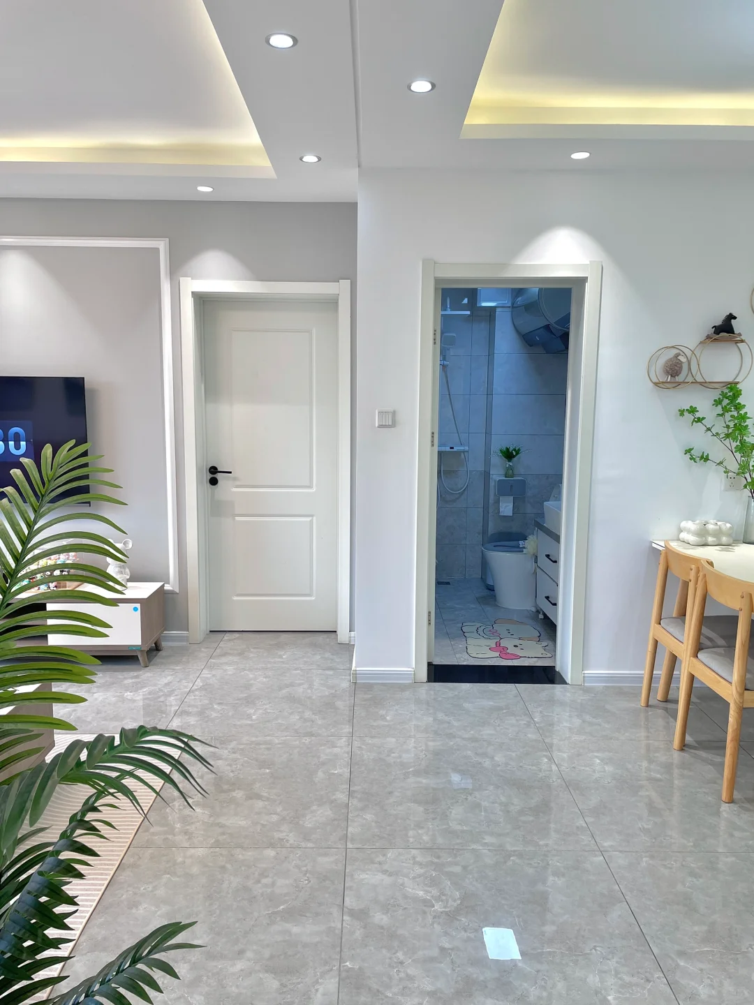 我妈说:你把家打扫的这么干净,不累嘛?