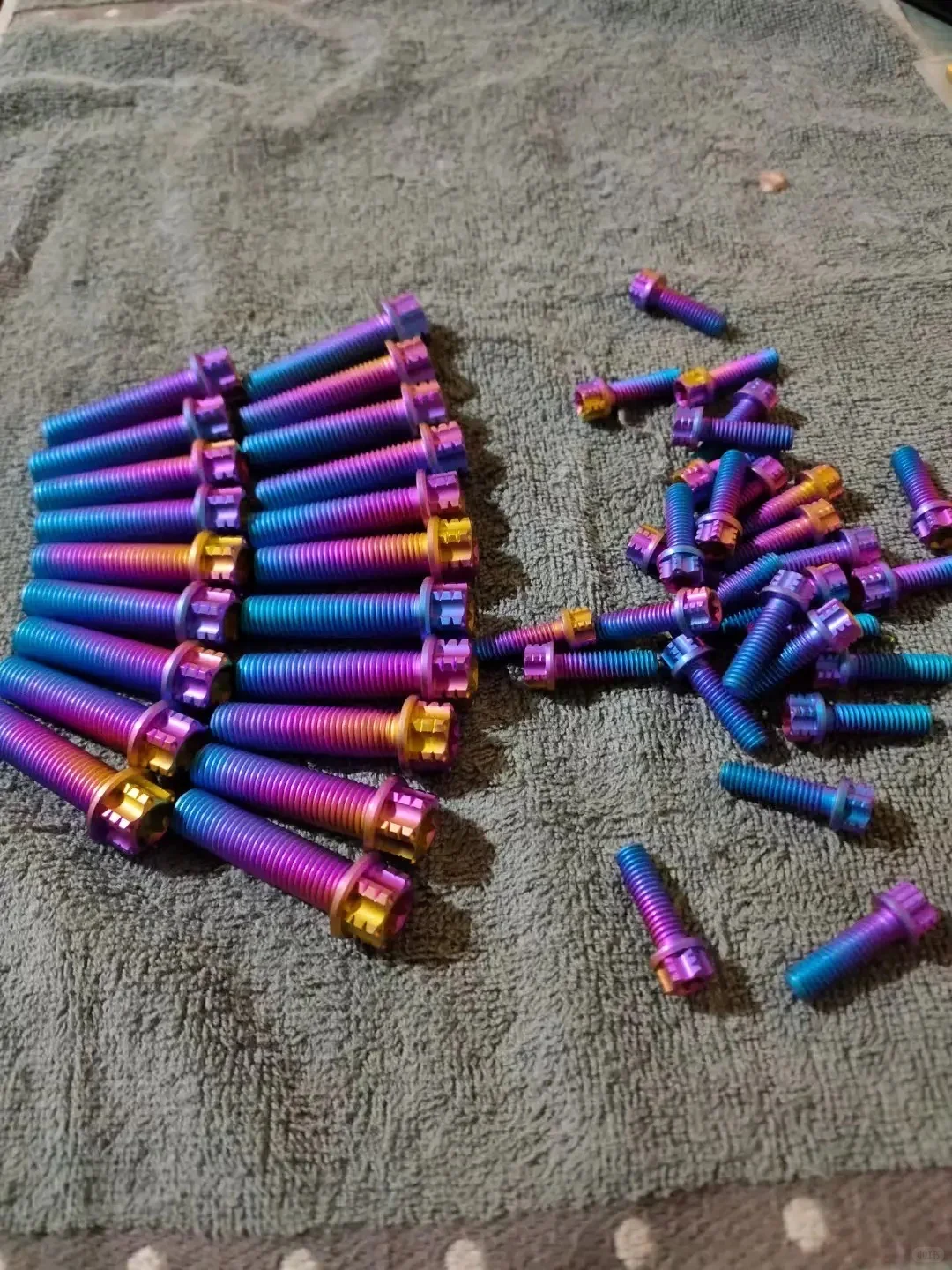 钛合金螺丝加工源头工厂