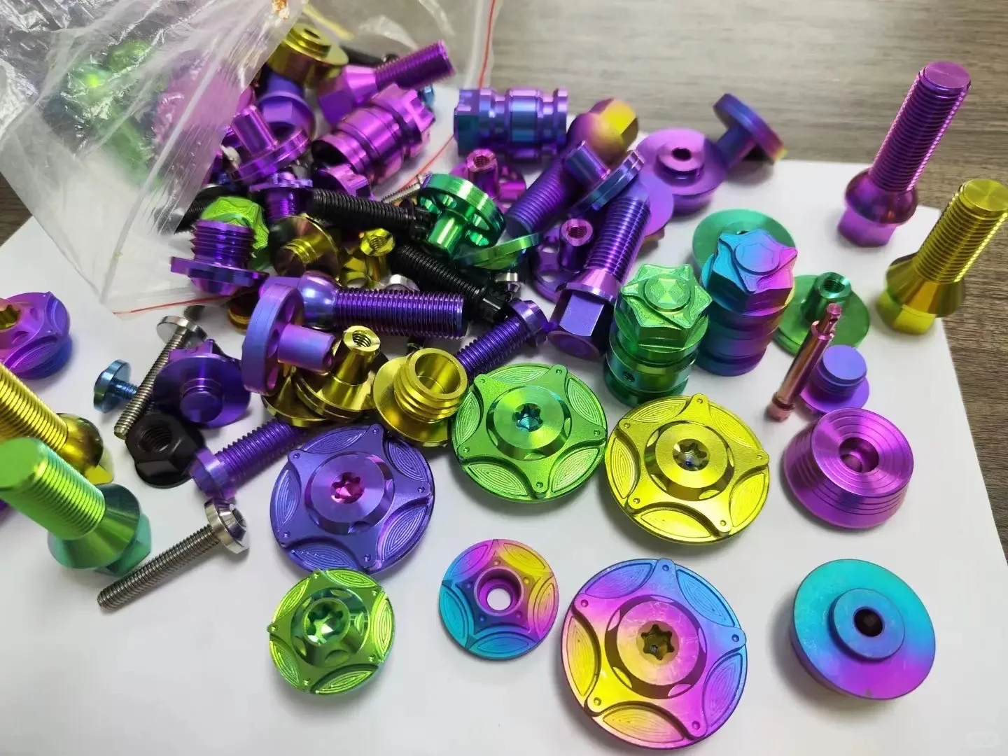 钛合金螺丝加工源头工厂