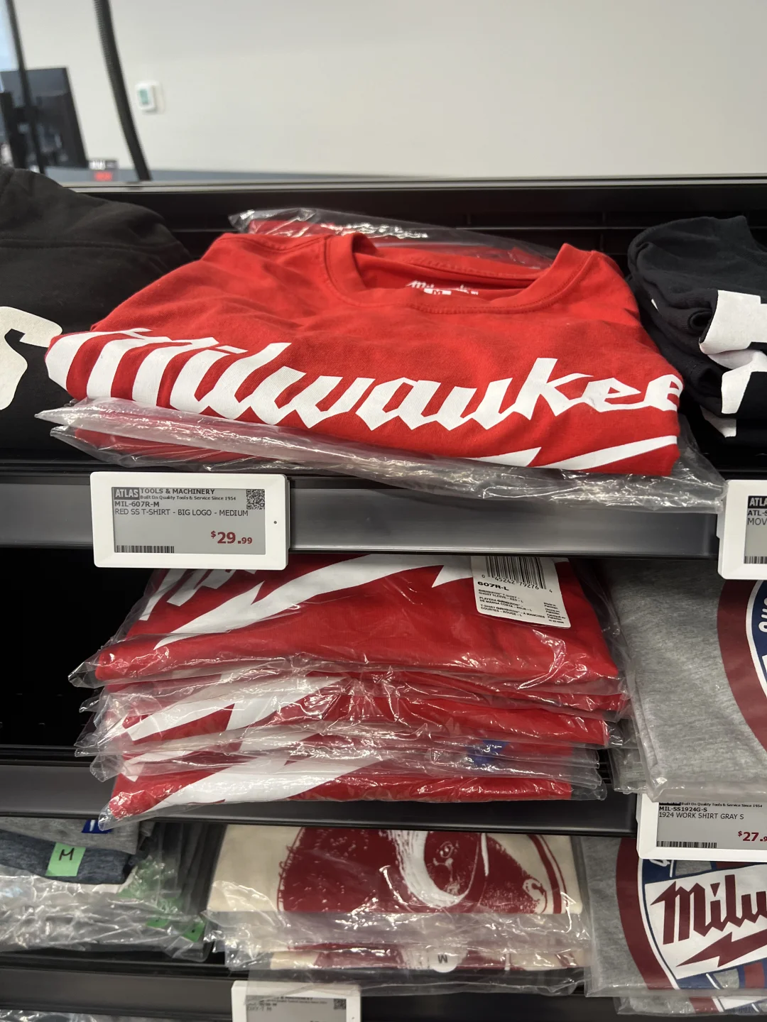 Milwaukee红魔套装