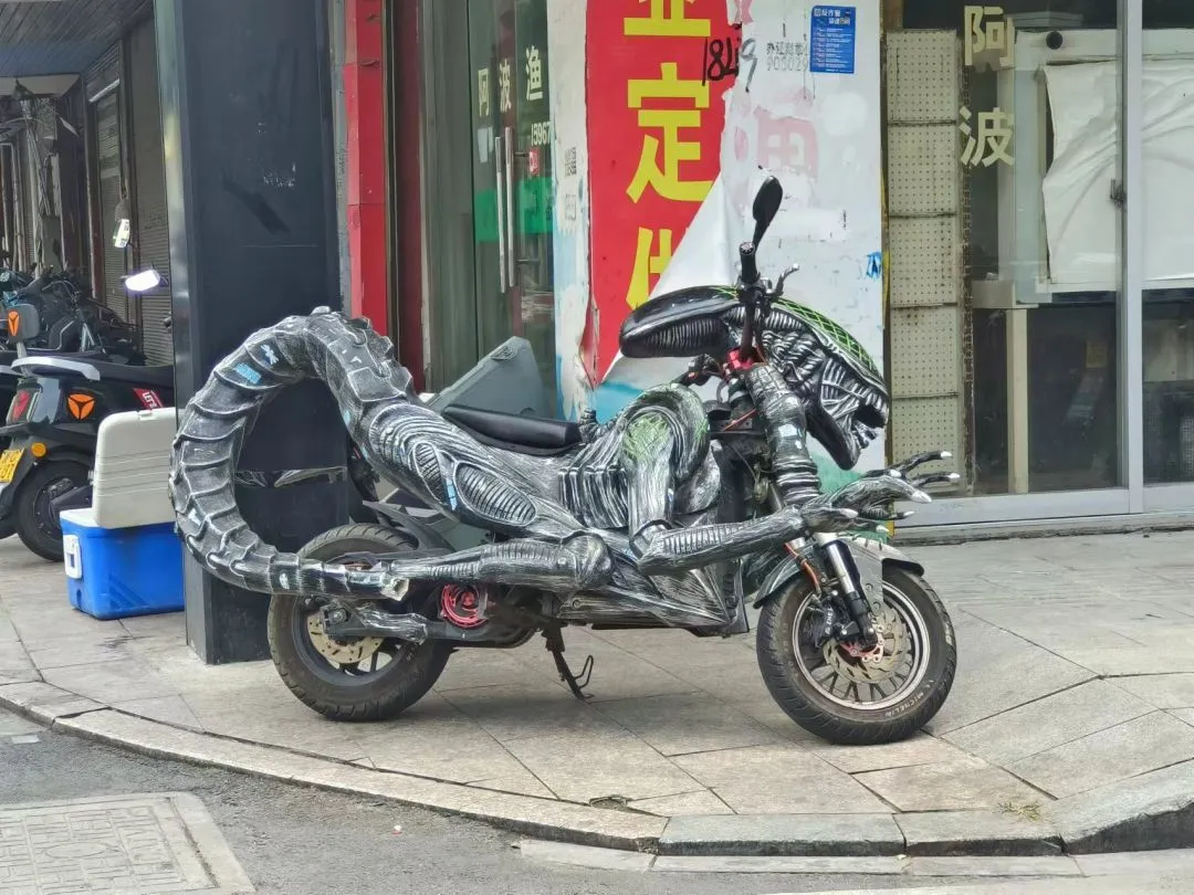 异形改装摩托车
