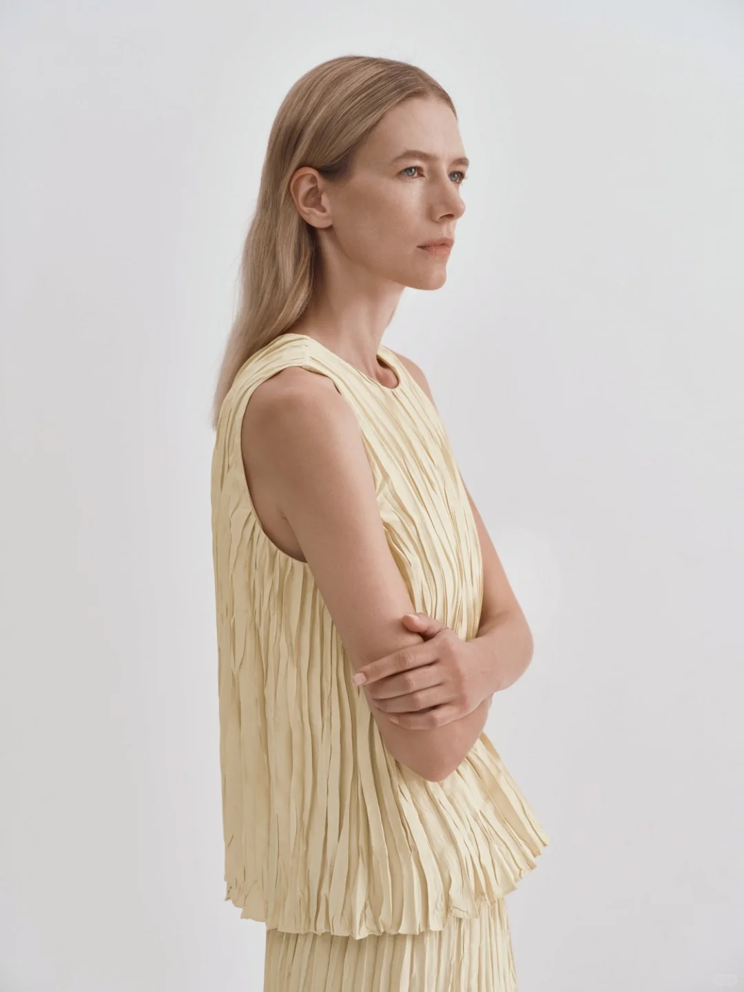 GEIJOENG｜无袖压褶上衣 / 压褶半裙