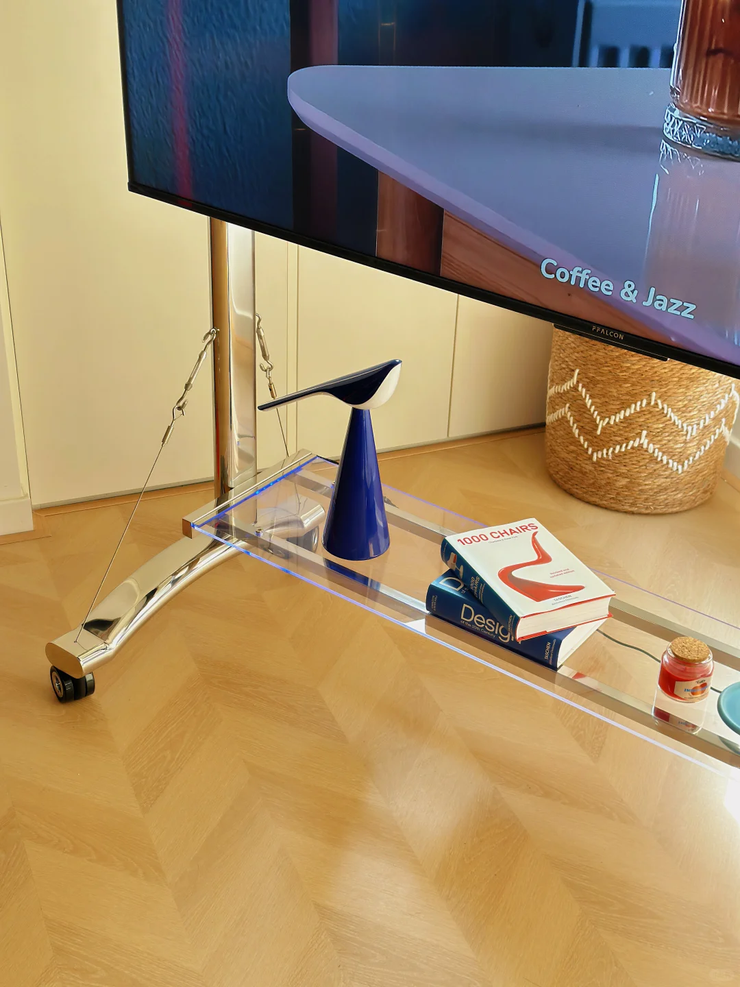 89㎡包豪斯小家,电视支架让空间灵动又高级