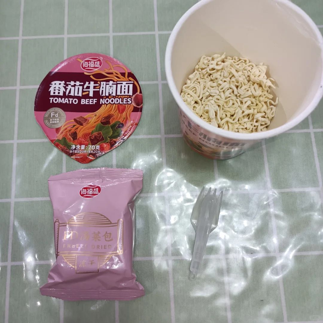 831 海福盛 冻干番茄牛腩面