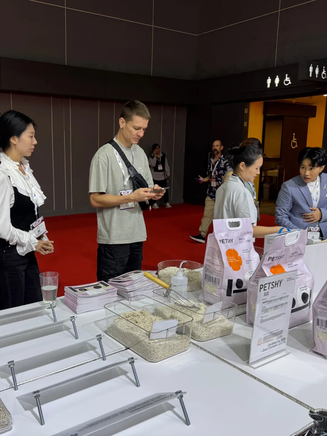 ??泰国宠物展第一天，感受全球市场新趋势