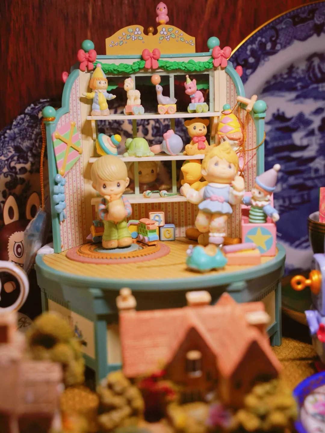 路过一家中古玩具店的柜子挪不开眼?