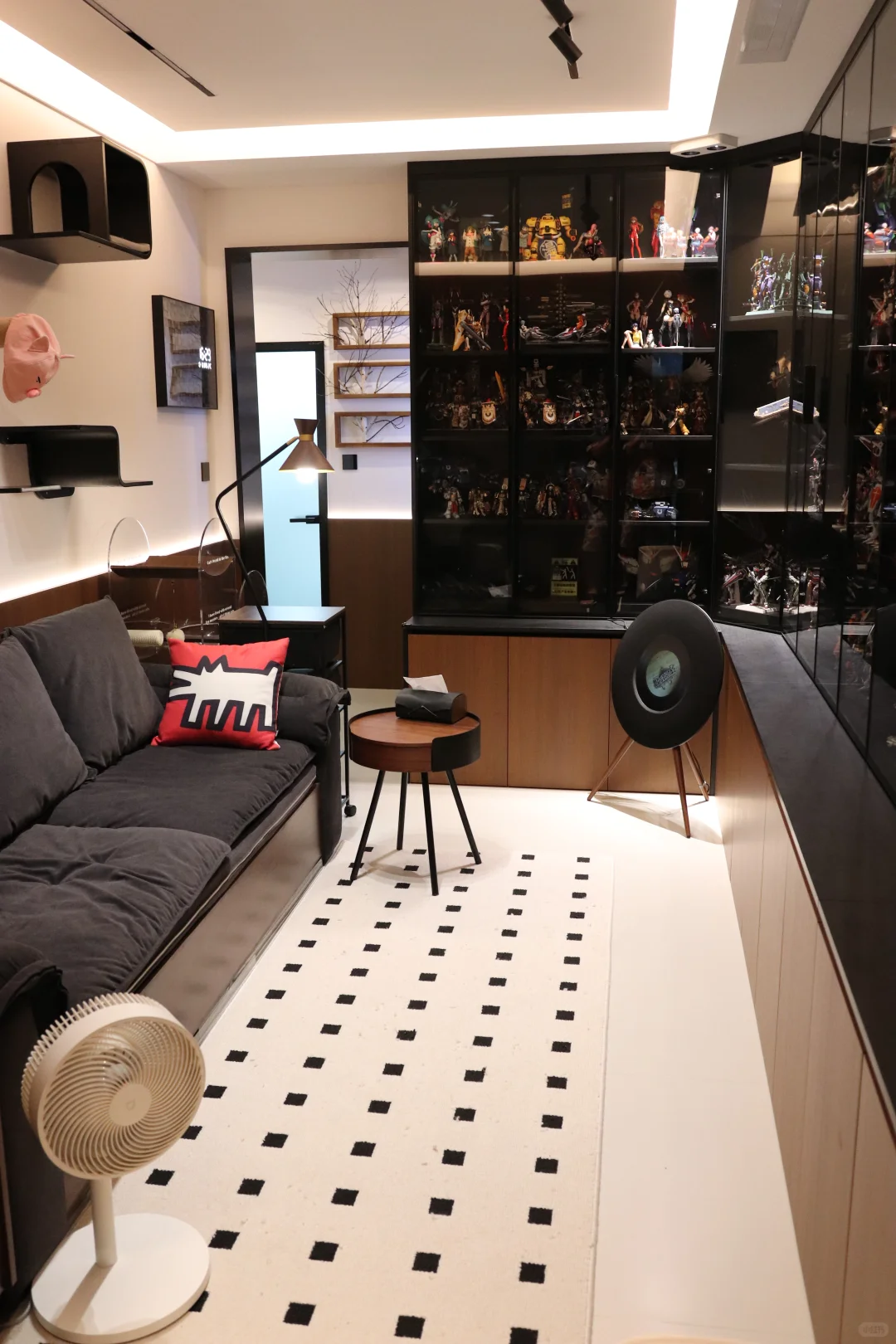 入坑14年价值25w的模型展示柜