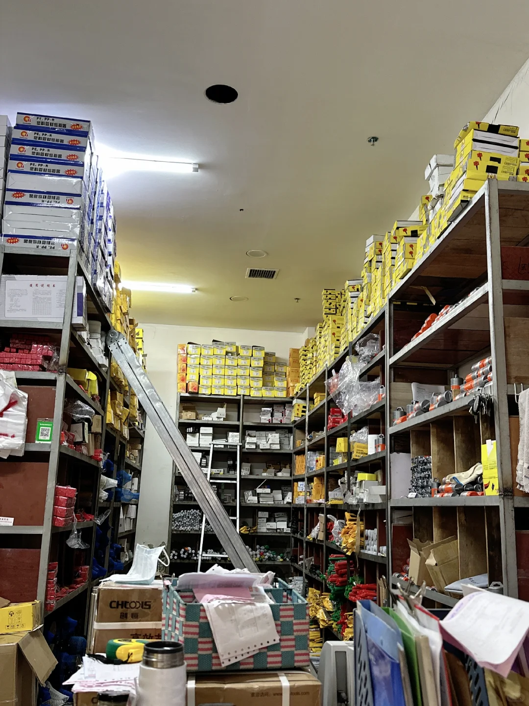 线下五金批发有要的家人吗