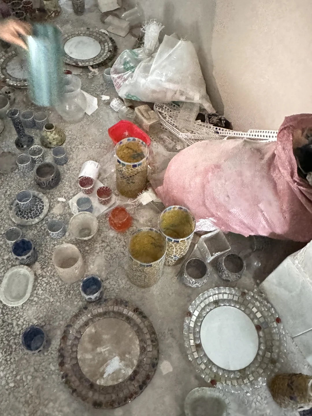 关于我花一元在淄博捡玻璃这件事