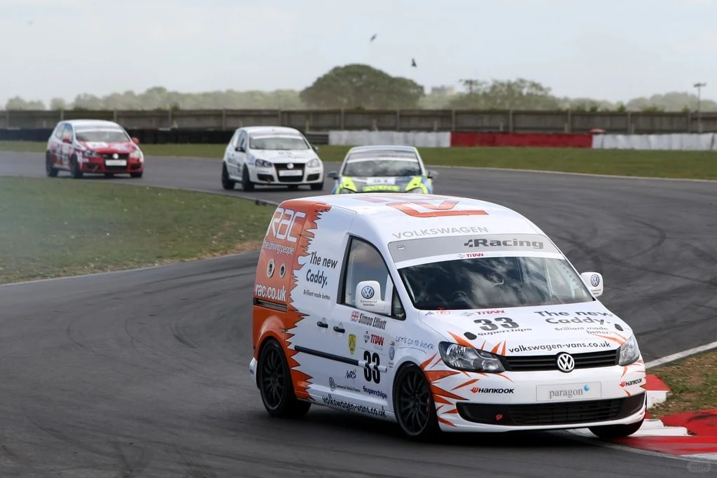 重生之我的开迪快过你的布加迪（3）