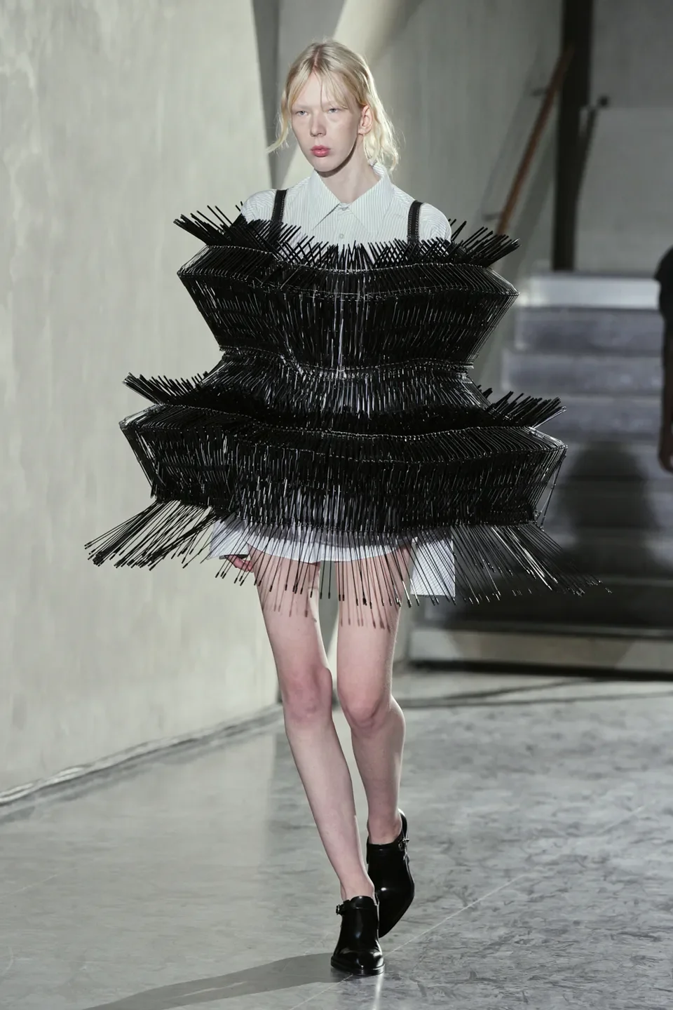 HODAKOVA 2026 SS 环保材料前卫设计