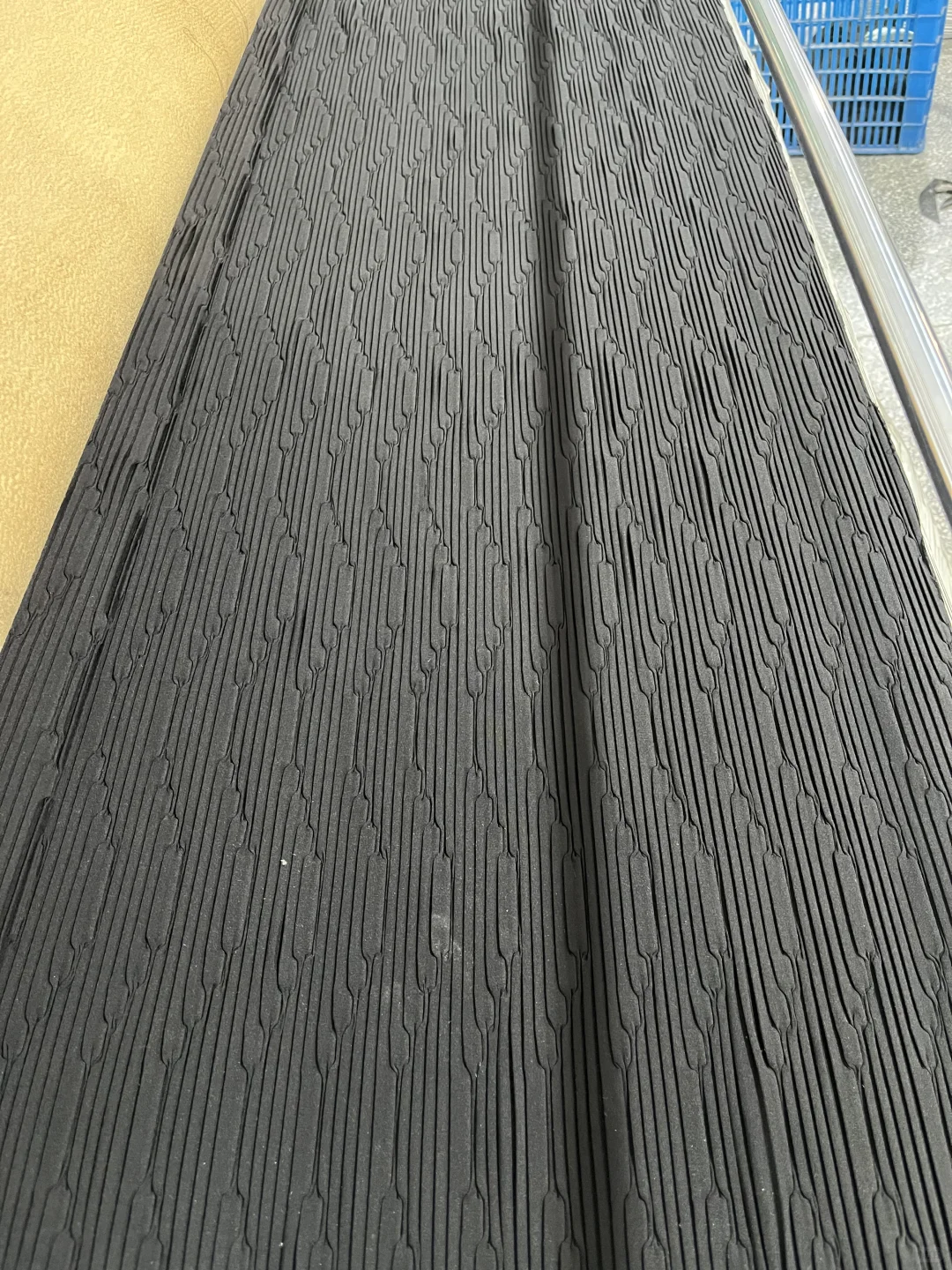 专业服装压褶厂