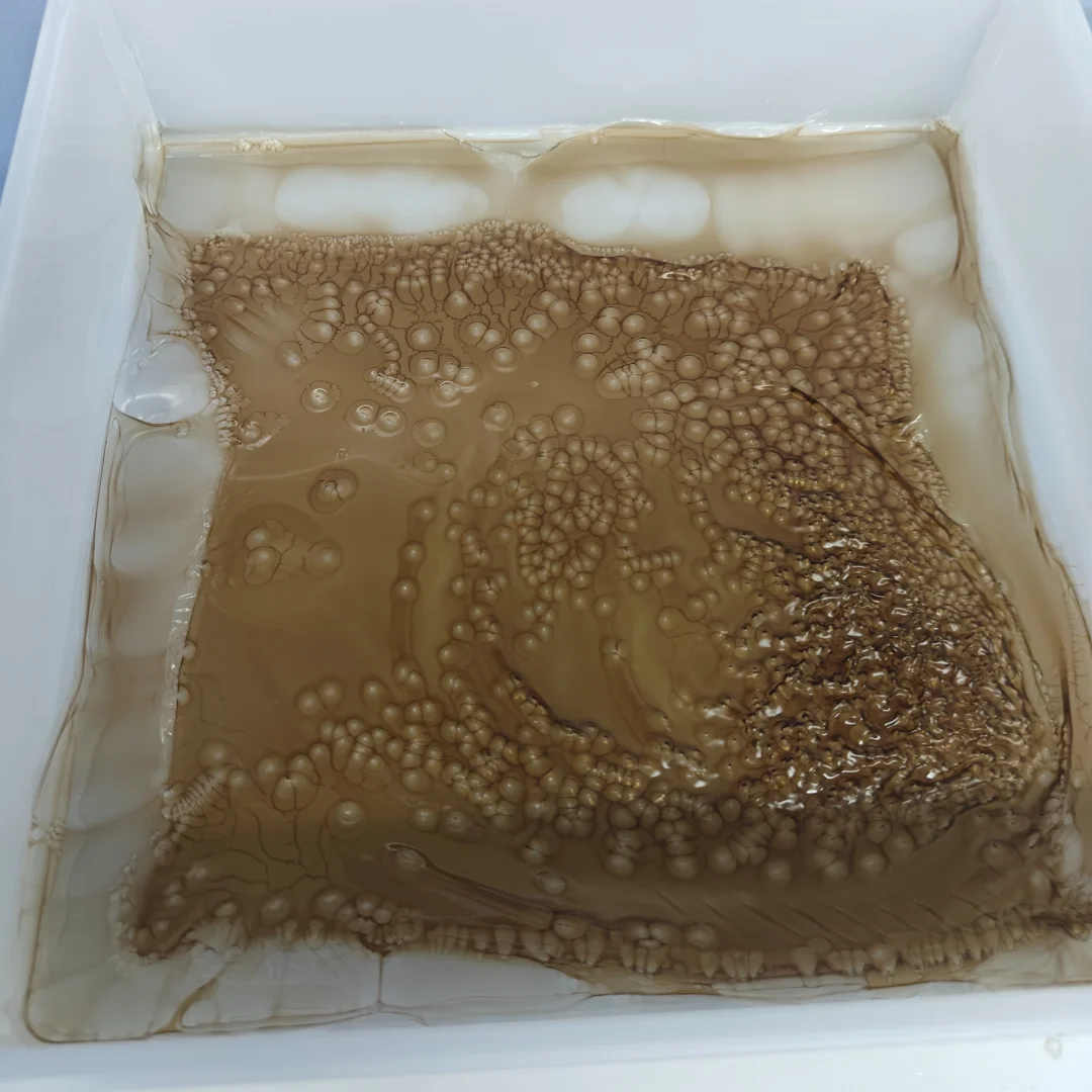 聚氨酯薄膜为什么这么多气泡