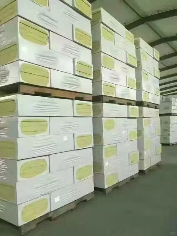 插丝岩棉复合板：高效隔热与防火的建筑材料