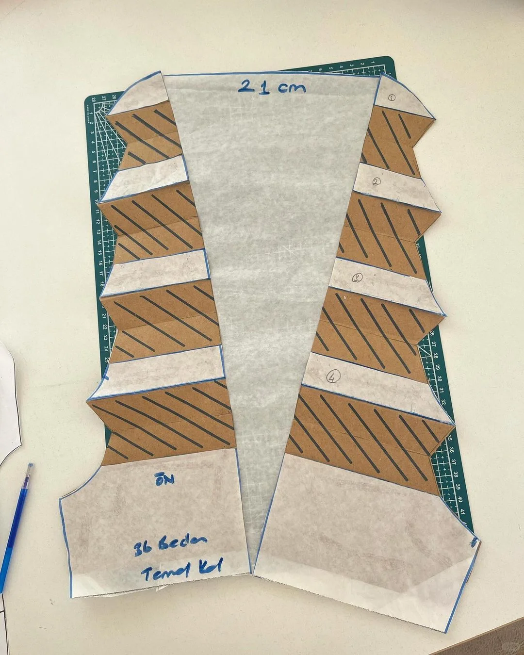 六张图教你制作好看的褶皱泡泡袖