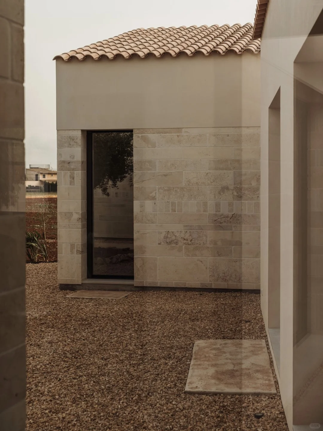 乡野美学|把建筑隐入泥土,与土地重修旧好