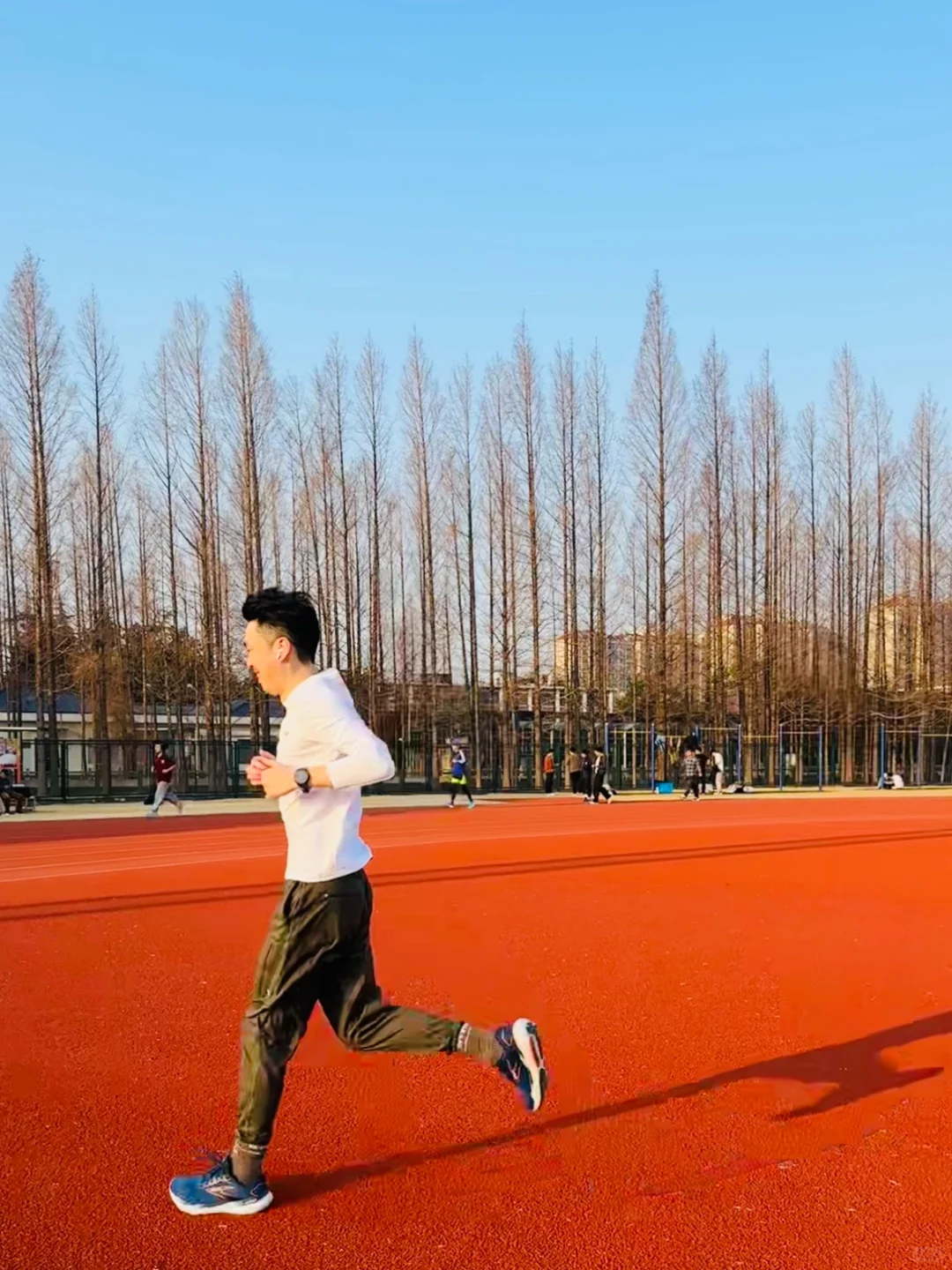 跑步路上的“能量飞船”，行天源电解质饮料…